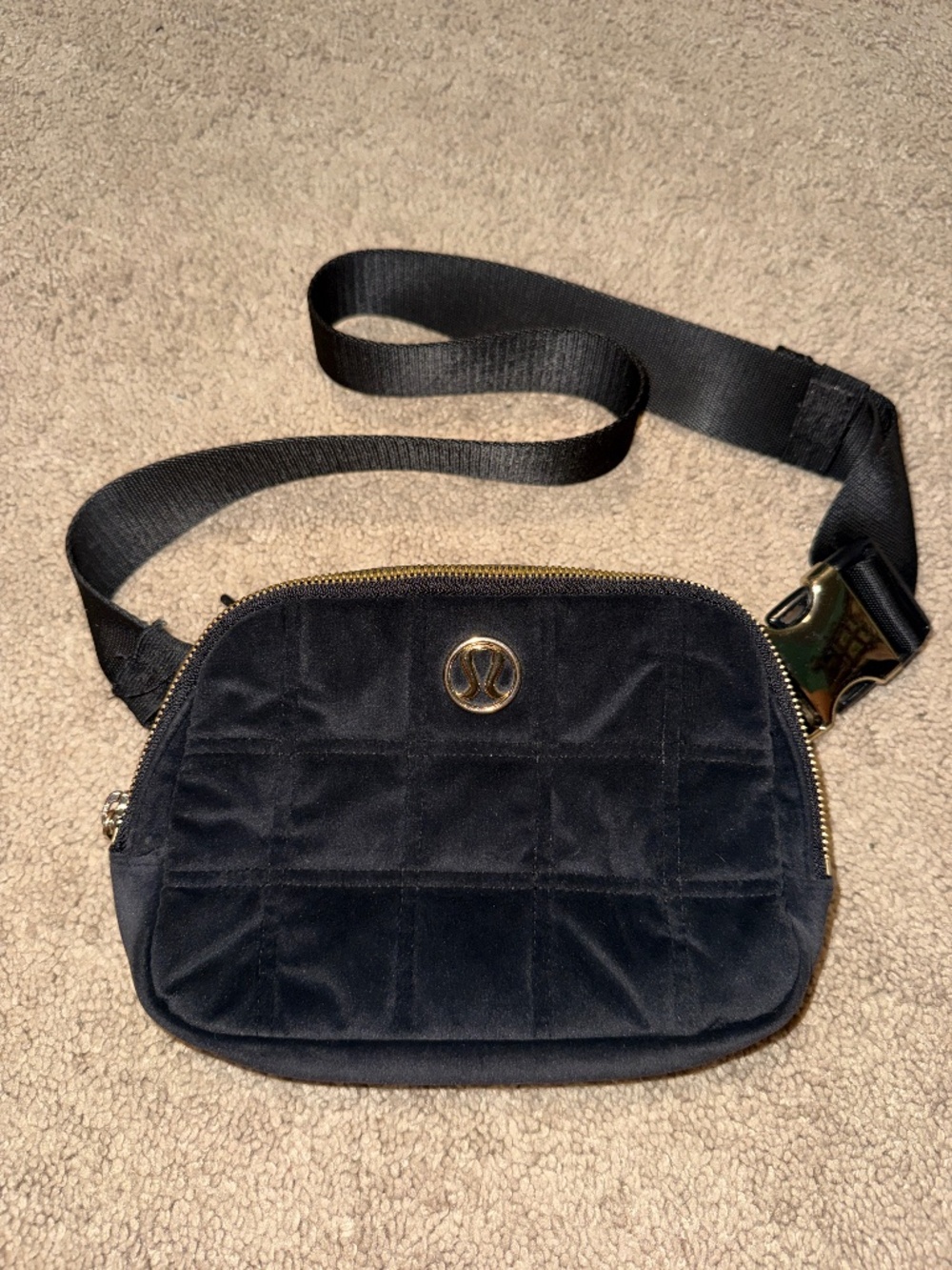 Lululemon Velvet Quilted Belt Bag Black